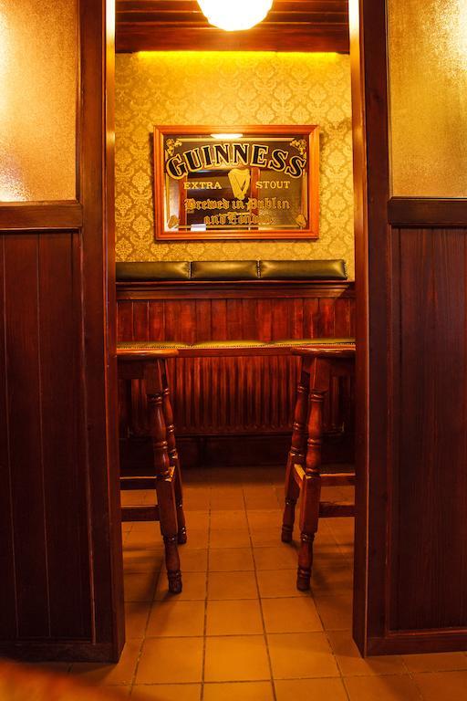 Hotel Giltraps Townhouse & Glamping Kinnitty Exterior foto