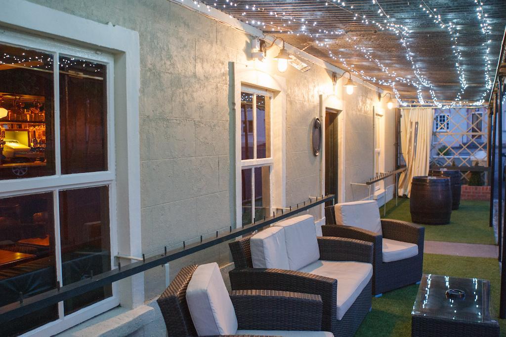 Hotel Giltraps Townhouse & Glamping Kinnitty Exterior foto