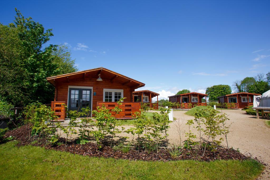 Hotel Giltraps Townhouse & Glamping Kinnitty Exterior foto
